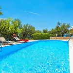Youla Nisaki (Corfu)
