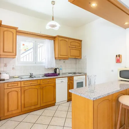 Youla * Nisaki (Corfu)