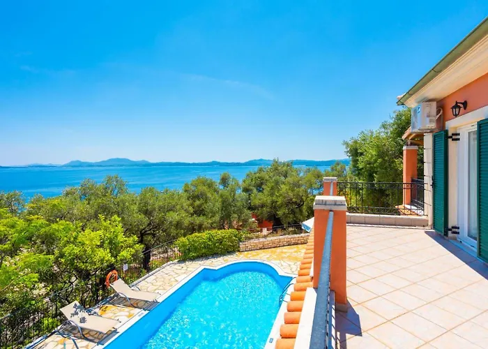 Youla Nisaki (Corfu)